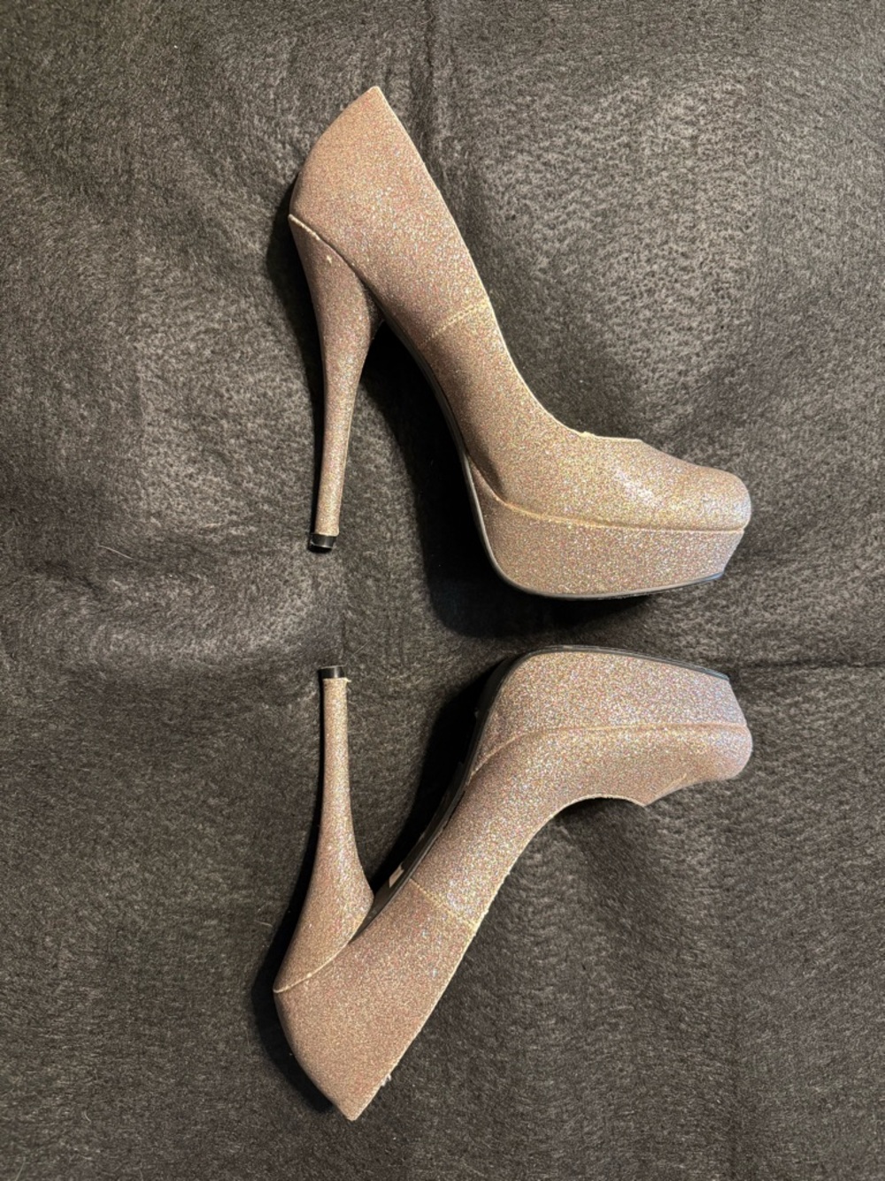 GUC Gold glitter platform stiletto shoes size 7.5 women’s some wear 5.5” heel
